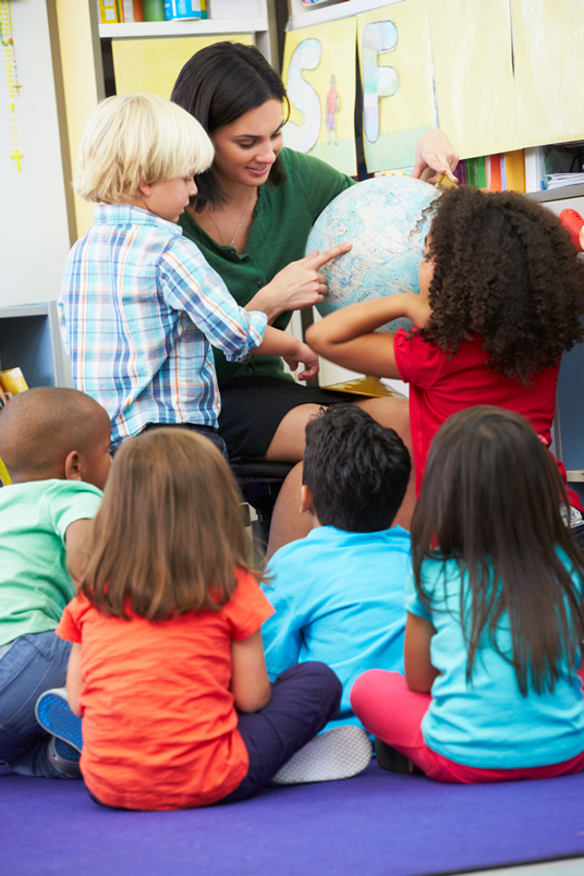 preschool teachers, the best childcare near me, arlington heights, palatine, schaumburg, daycare